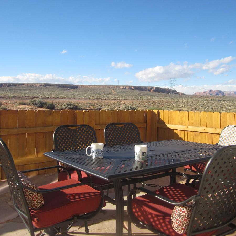 Local View Pet Friendly Boat Parking Close To Antelope Canyon Horseshoebend Пейдж Екстериор снимка